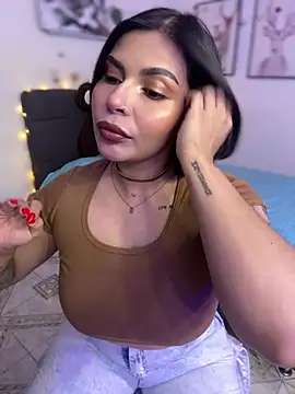 GigiiStone online show from March 1, 11:04 pm