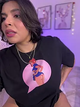 GigiiStone online show from March 19, 9:48 pm