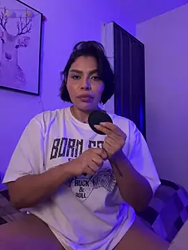 GigiiStone online show from September 24, 11:08 pm