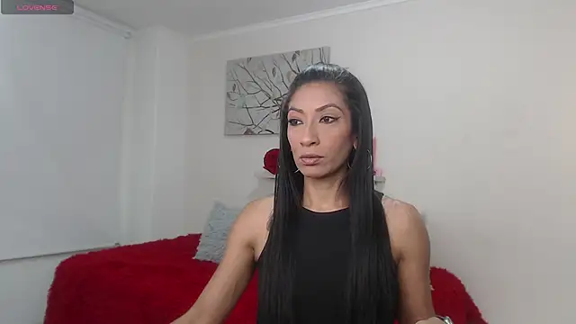 sofia perez    online show from May 26, 7:54 pm
