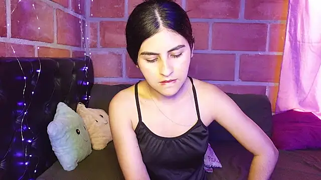 Nathacha online show from June 26, 11:09 pm