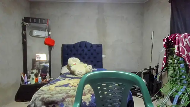 mature  bigboobs   online show from December 25, 6:41 pm