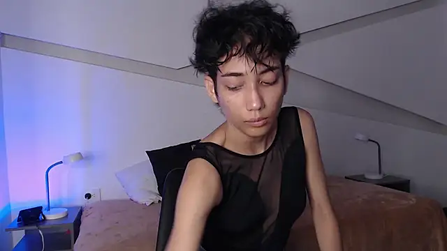 hot little bunny online show from March 5, 8:32 pm