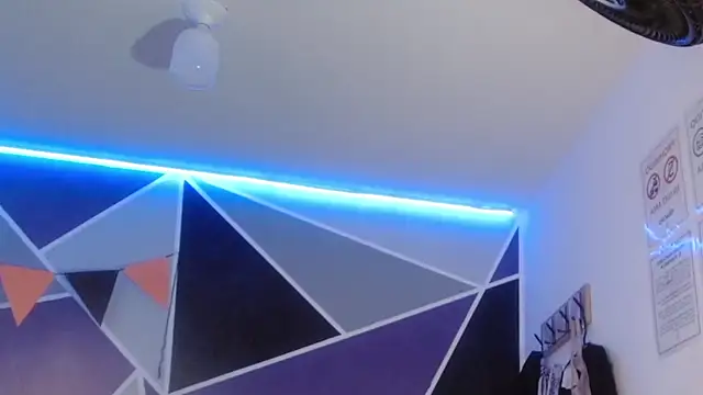 DaMikaela  online show from October 23, 6:50 pm