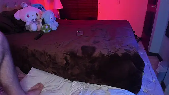 Snapshot of AbbyAndChris2 chatting on March 1, 12:45 am AbbyAndChris2 online show from March 1, 12:45 am