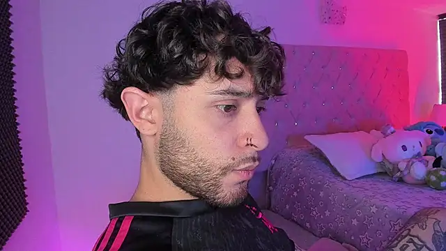 Snapshot of AbbyAndChris2 chatting on March 24, 2:44 pm AbbyAndChris2 online show from March 24, 2:44 pm