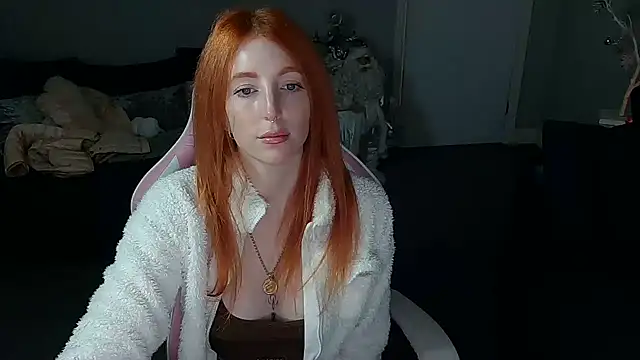 Red firesquirt online show from December 10, 2:28 pm