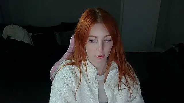 Red firesquirt online show from January 15, 2:35 pm