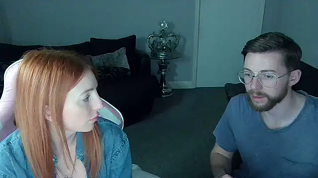 Red firesquirt online show from January 16, 9:30 pm