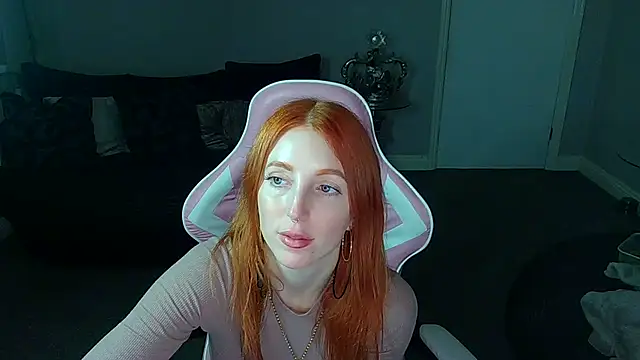 Red firesquirt online show from January 22, 2:03 pm