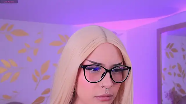 Misselektra   online show from September 15, 5:07 am