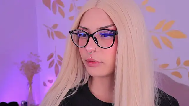 Misselektra   online show from October 15, 4:01 am