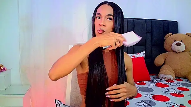 Snapshot of carmen14 chatting on February 24, 2:31 am carmen14 online show from February 24, 2:31 am