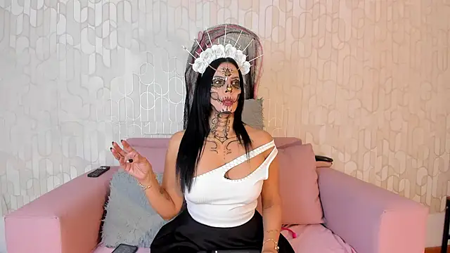 alanismorgan online show from October 31, 8:43 pm