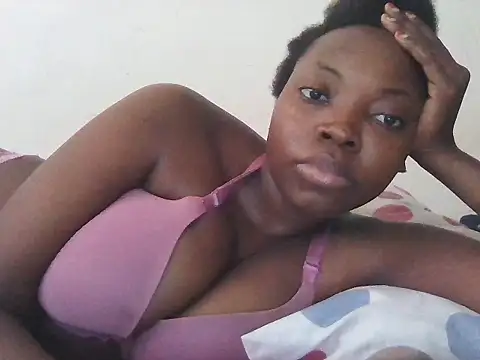 Snapshot of Sexxy_blush1 chatting on February 20, 11:43 am Sexxy blush1 online show from February 20, 11:43 am