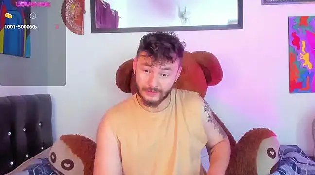 Snapshot of JacoLive chatting on March 22, 9:21 pm JacoLive online show from March 22, 9:21 pm