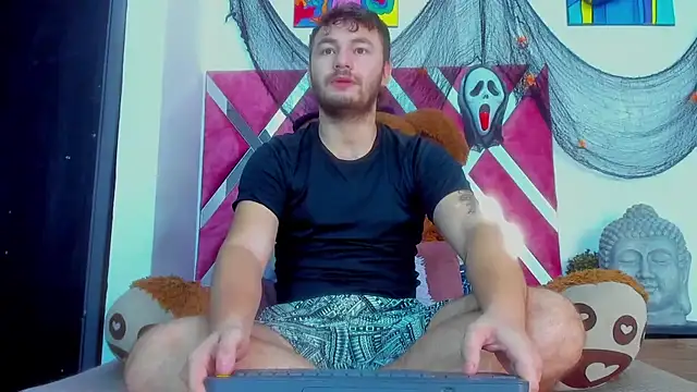 Snapshot of JacoLive chatting on October 29, 12:35 am JacoLive online show from October 29, 12:35 am