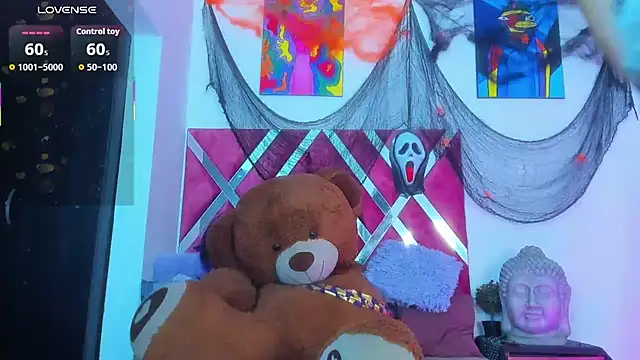 Snapshot of JacoLive chatting on October 31, 10:11 pm JacoLive online show from October 31, 10:11 pm