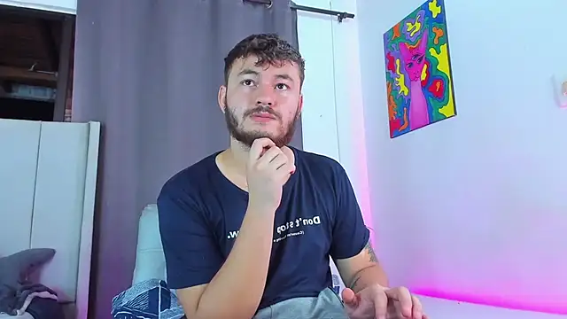 Snapshot of JacoLive chatting on December 2, 11:34 pm JacoLive online show from December 2, 11:34 pm