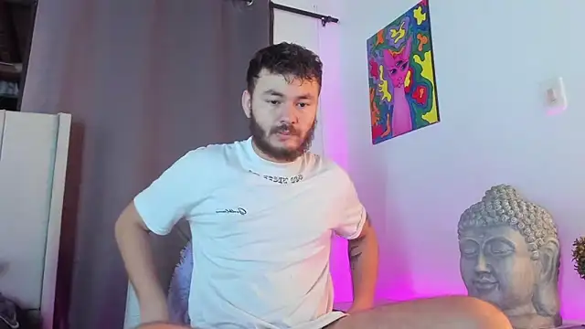 Snapshot of JacoLive chatting on December 15, 4:06 am JacoLive online show from December 15, 4:06 am