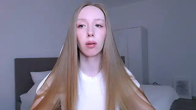 Luna insniity online show from March 13, 9:21 pm