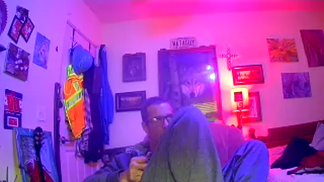 druetrue online show from January 6, 4:32 pm