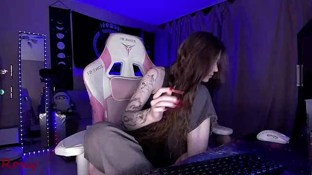 wet dream  online show from October 2, 11:01 pm