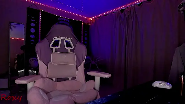 wet dream  online show from March 6, 11:28 am