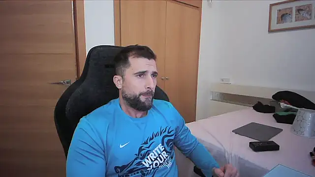 alex877x online show from November 5, 4:40 pm