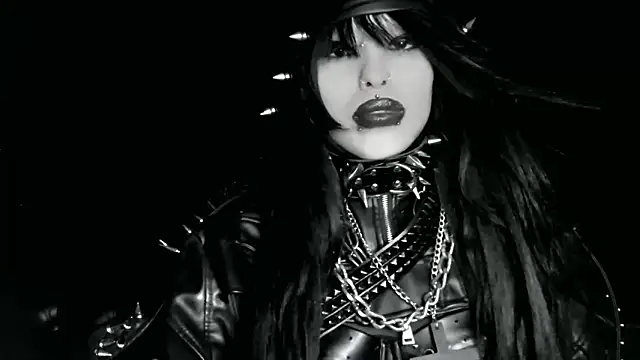 XXIOUX online show from April 4, 2:54 am