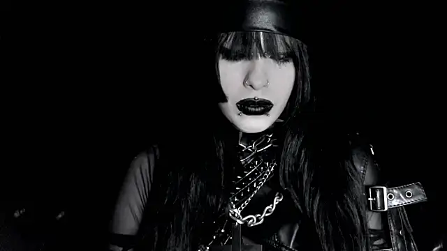 XXIOUX online show from April 25, 10:40 pm