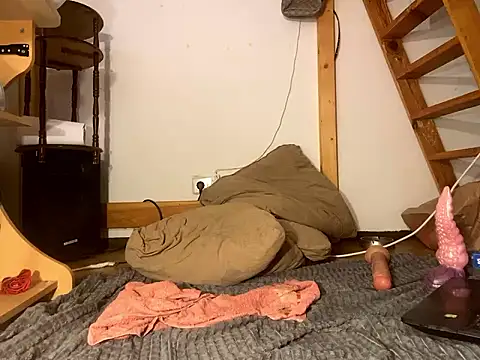 AnitaGape online show from December 1, 4:29 pm