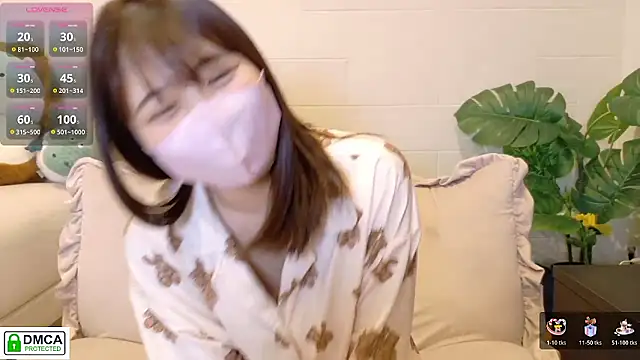 SUZU  online show from April 8, 3:12 pm