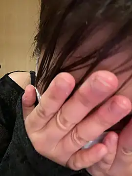 SUZU  online show from May 14, 12:34 pm