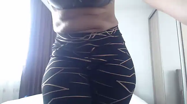 naughtymilfT online show from March 9, 10:08 am