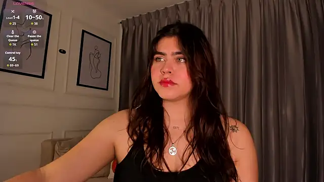 veronica185 online show from October 2, 3:24 am