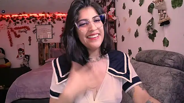 azahar  ziiz online show from December 20, 7:28 pm