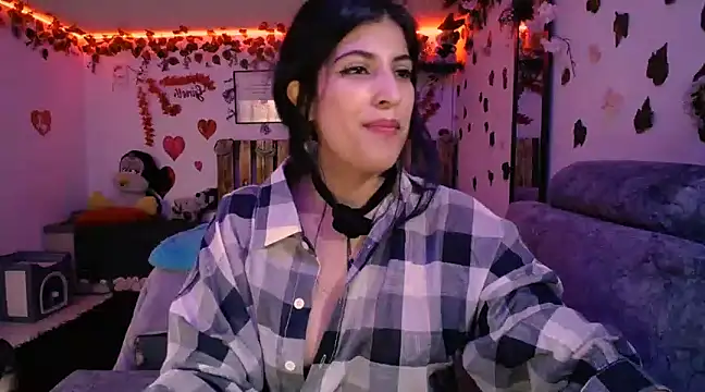 azahar  ziiz online show from March 9, 5:39 pm