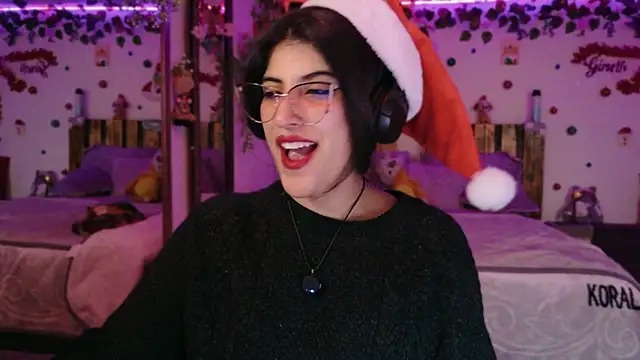 azahar  ziiz online show from December 4, 2:37 pm