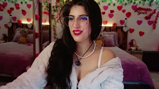 Snapshot of azahar__ziiz chatting on February 11, 1:21 am azahar ziiz online show from February 11, 1:21 am