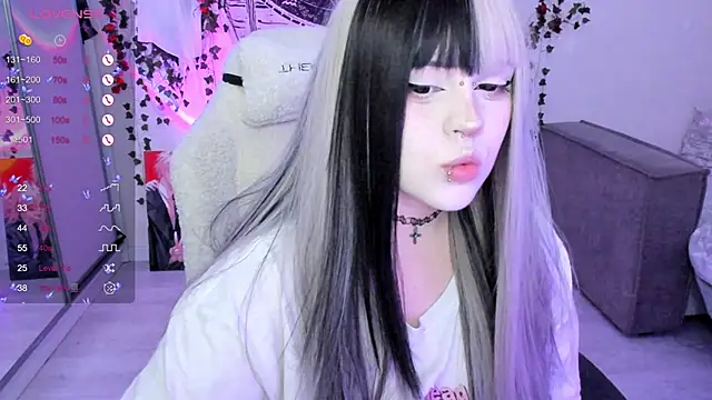 SelenaCute online show from November 23, 12:05 pm