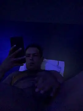 Snapshot of Supreme_Packman chatting on March 17, 1:35 am Supreme Packman online show from March 17, 1:35 am