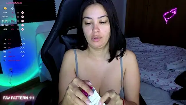 AnnaQueen online show from May 8, 2:17 am