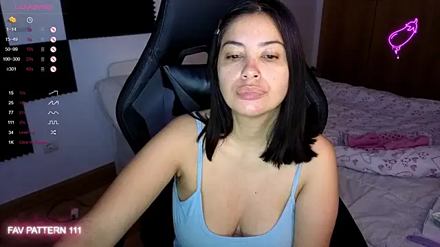 AnnaQueen online show from May 9, 2:39 am