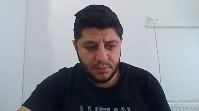 Snapshot of erkekkkadam chatting on January 25, 5:51 am erkekkkadam online show from January 25, 5:51 am