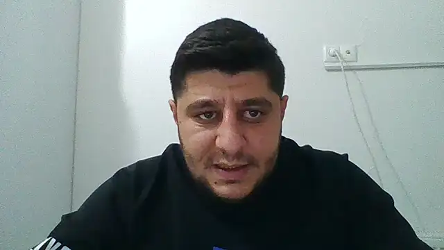 erkekkkadam online show from December 16, 6:13 pm