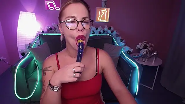 RikaRaily online show from January 7, 8:56 am