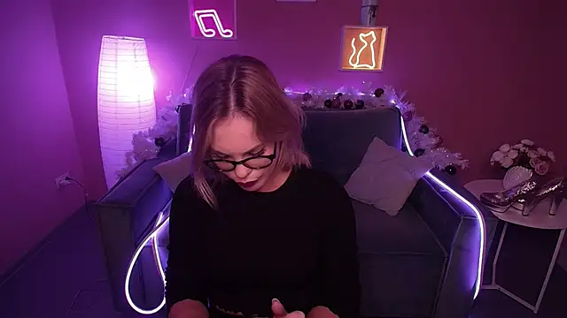 RikaRaily online show from January 17, 11:06 am