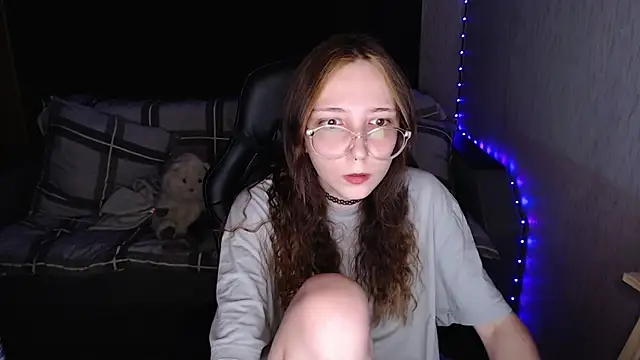 Snapshot of AmeliaKamishiro chatting on October 14, 9:04 pm AmeliaKamishiro online show from October 14, 9:04 pm