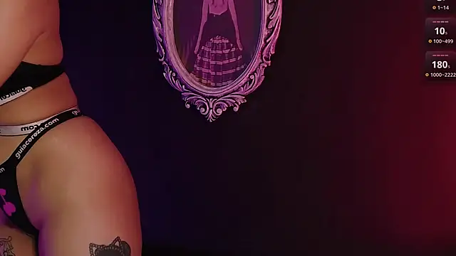 kitty roxy online show from March 6, 6:30 am